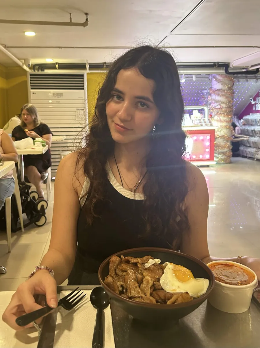 Stephanie Acosta